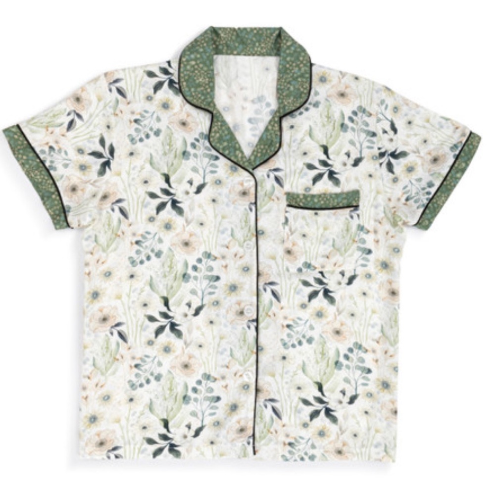 DEMDACO Comfort Collection Short Sleeve & Shorts PJ Set in Green Floral — L - Picture 2 of 3
